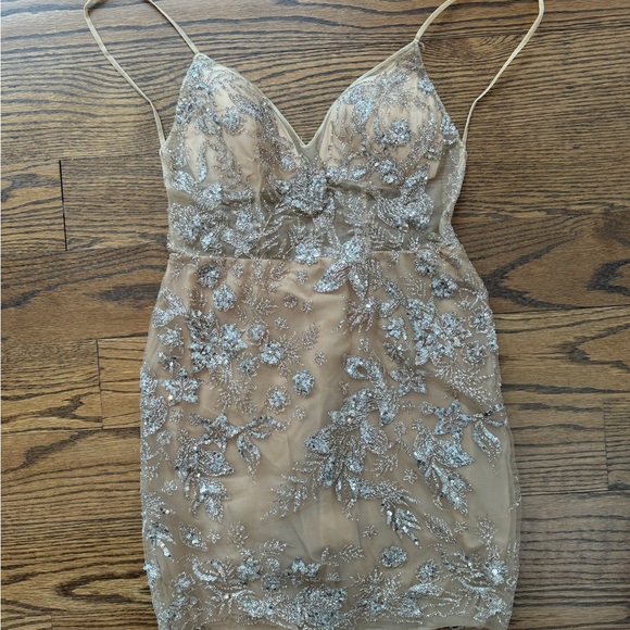 Berta Nude Embellished After Party Wedding Dress - Fits 2/4 - Picture 5 of 5